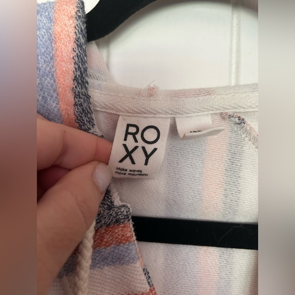 Roxy Women’s Wild‎ and Free Surf Hoodie Striped Hoodie Size Small - Picture 3 of 10